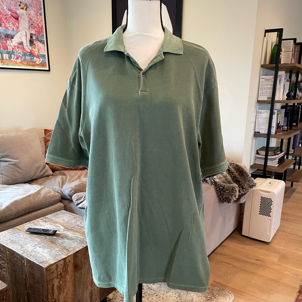 John Elliot Mens size 3 collared shirt